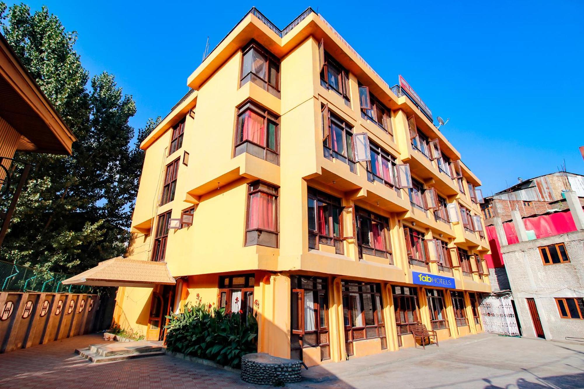 Fabhotel Kashmir Hilltown Durgjan Dış mekan fotoğraf